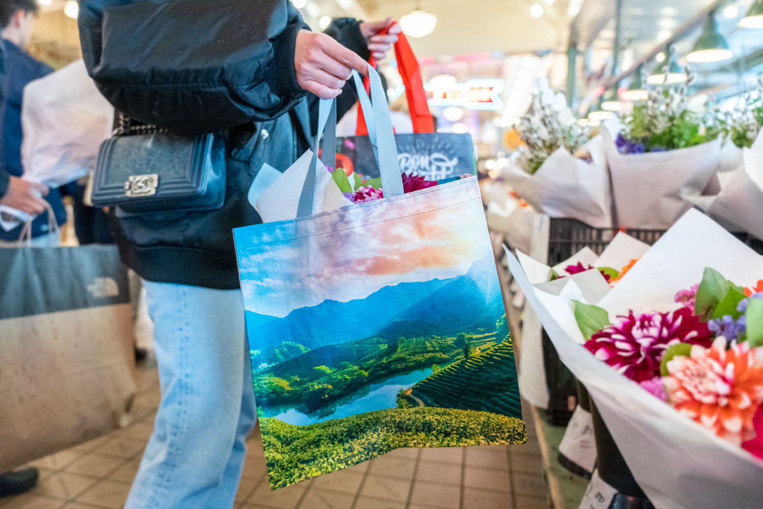 Grocery & Shopping Bags